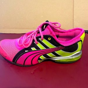 PUMA Womens Sz 7.5 Pink Puma  Sneakers - Women